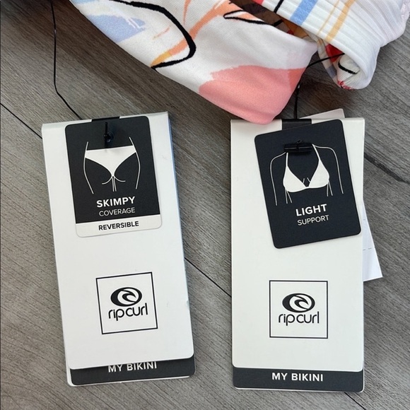 ☀️RIP CURL☀️ BLOSSOM STRIPE TRI TOP BLOSSOM HI LEG REVERSIBLE BIKINI SET - Picture 7 of 16